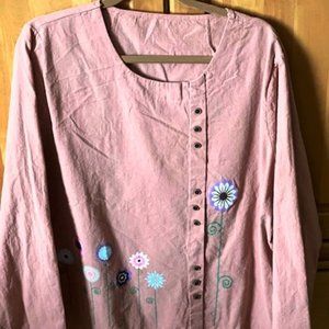 Top with long sleeves